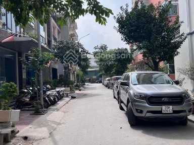 Housing in Ha GJong, Vietnam Housing in Ha GJong, Vietnam