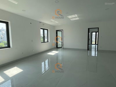 Housing in Nha Be, Vietnam Housing in Nha Be, Vietnam