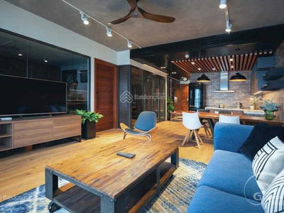 D'. Le Roi Soleil, Vietnam D'. Le Roi Soleil, Vietnam