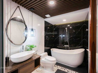 D'. Le Roi Soleil, Vietnam D'. Le Roi Soleil, Vietnam