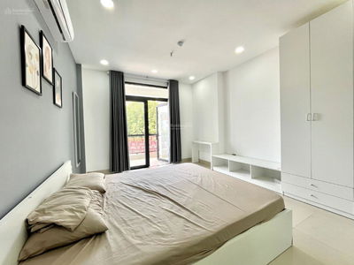 Le Van Sy Street, Vietnam Le Van Sy Street, Vietnam