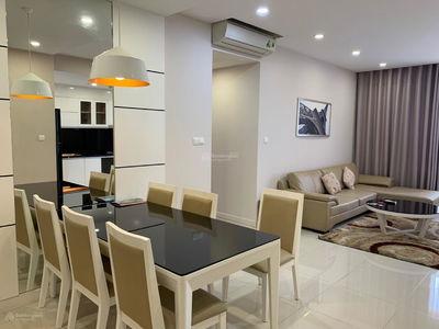 Hoang Anh Thanh Binh, Vietnam Hoang Anh Thanh Binh, Vietnam