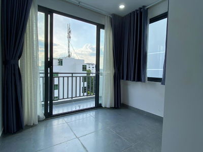 Hoang Hoa Tham Street, Vietnam Hoang Hoa Tham Street, Vietnam