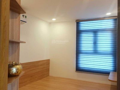 Him Lam Phu Dong, Vietnam Him Lam Phu Dong, Vietnam