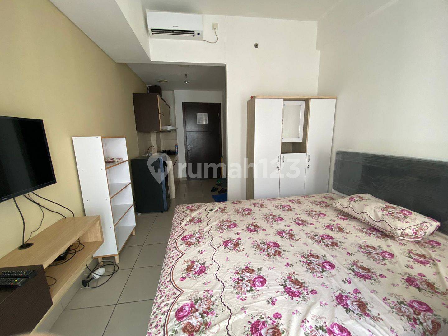 Saveria, Indonesia Saveria, Indonesia